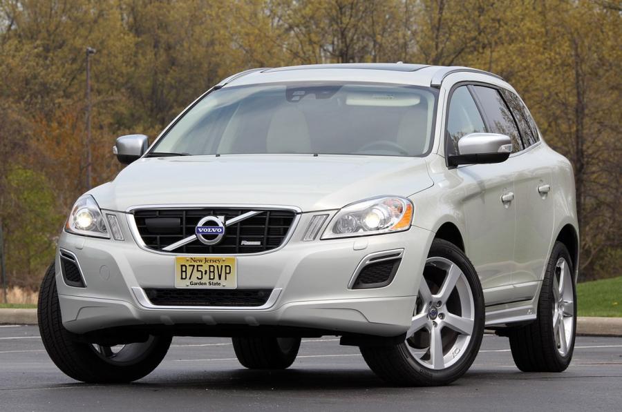  Volvo XC60 R-Design 2012 года  (фото 31 из 90)